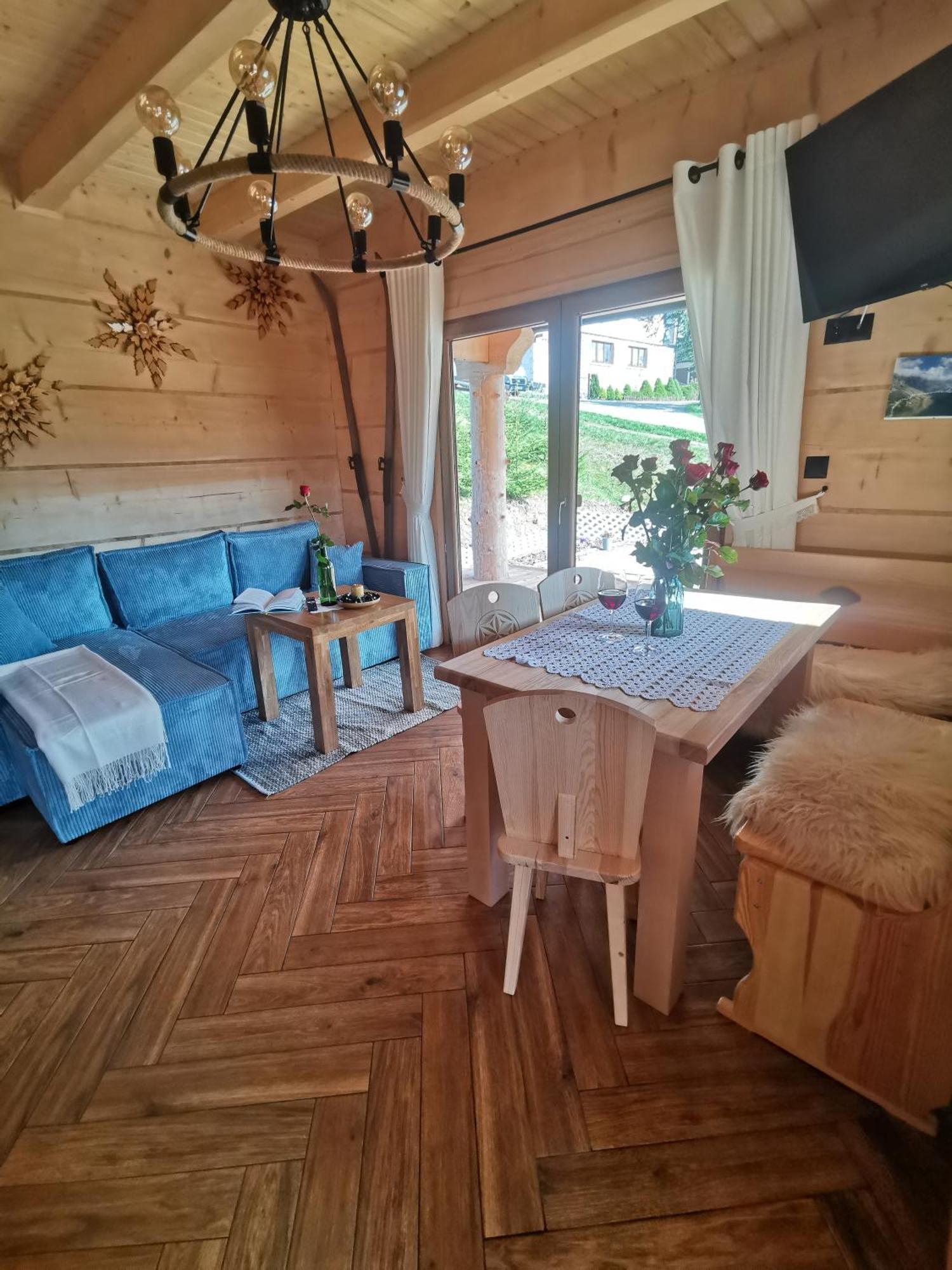 Malowany Domek W Gorach Ciche  Buitenkant foto